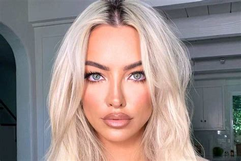 Lindsey Pelas Bio, Wiki, Net Worth, Dating, Boyfriend,。